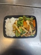 Best Chicken with Broccoli (Combo Plate) in Newton, NJ